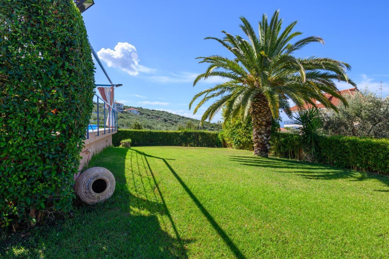 Cozy Small Smart Villa With Private Pool Mikri Mantineia Kalamata Eksteriør billede